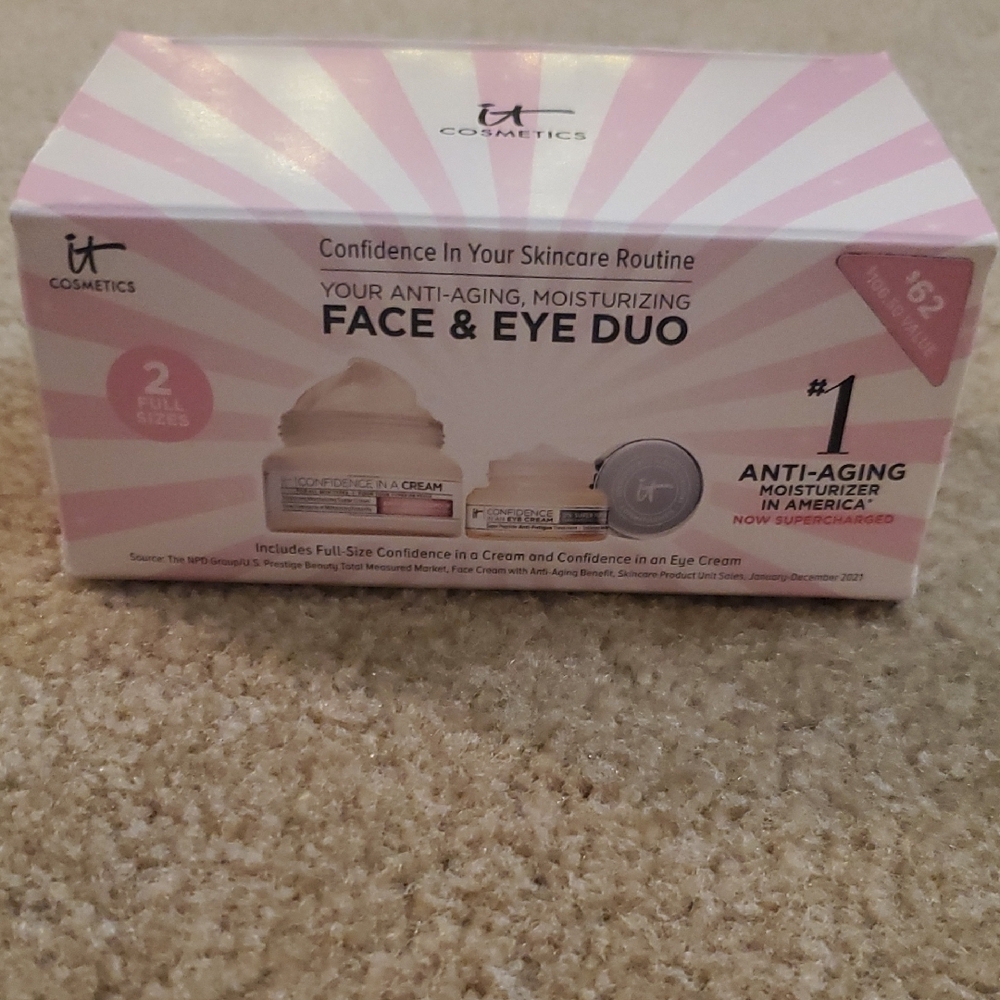 IT Cosmetics Face & Eye Duo